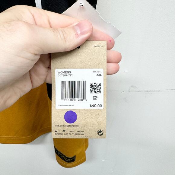 Nike Women Yellow Big Logo Swoosh Fly Dri-FIT Basketball Jersey Tank Size XXL - Picture 2 of 3